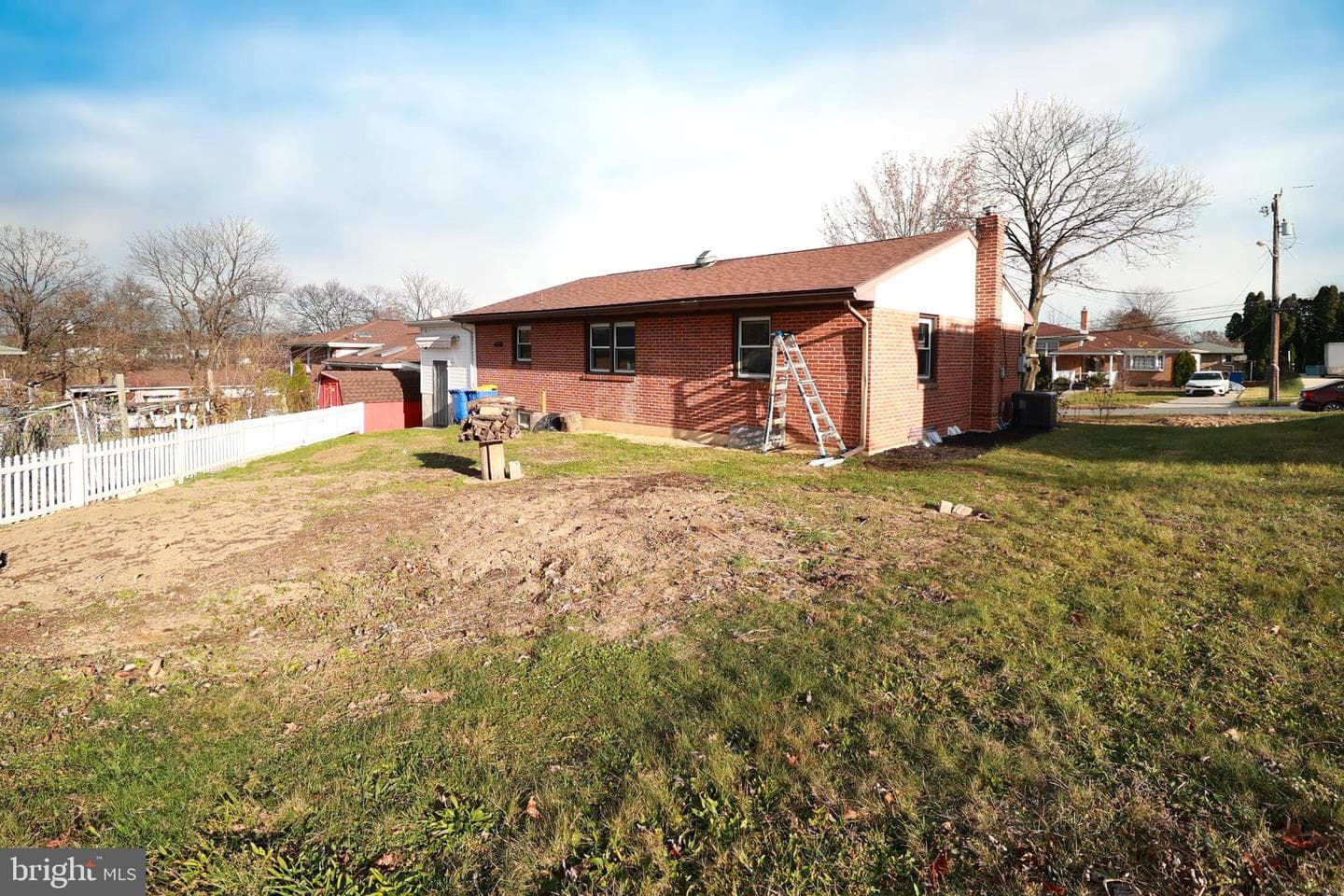 690 Carbon Avenue photo 34