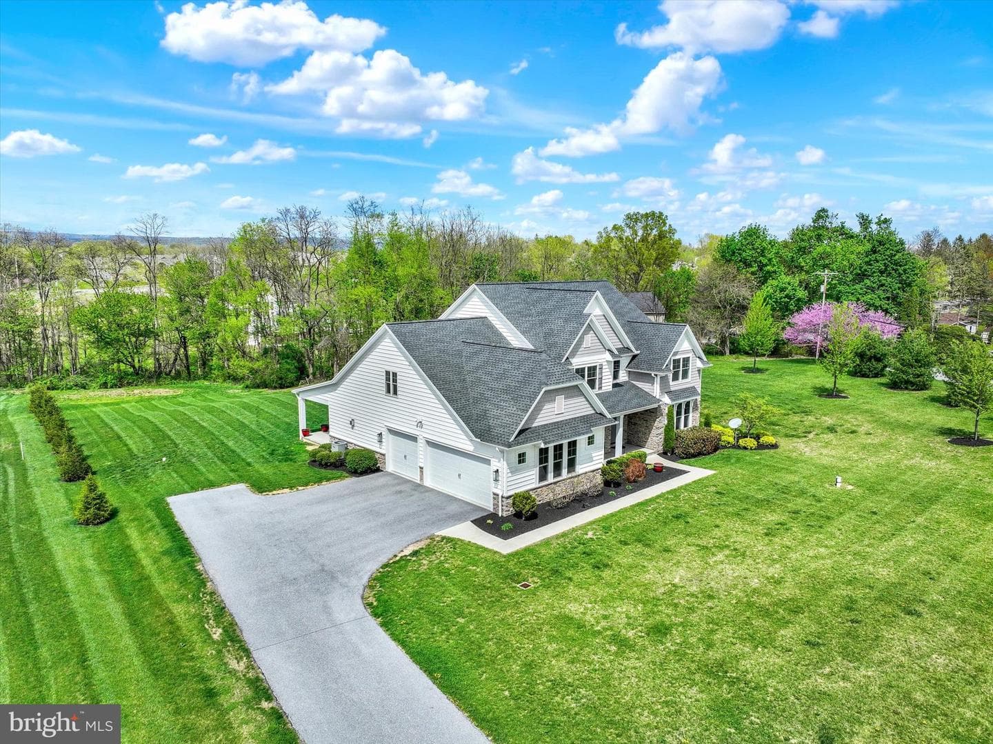 7186 Sterling Road photo 2