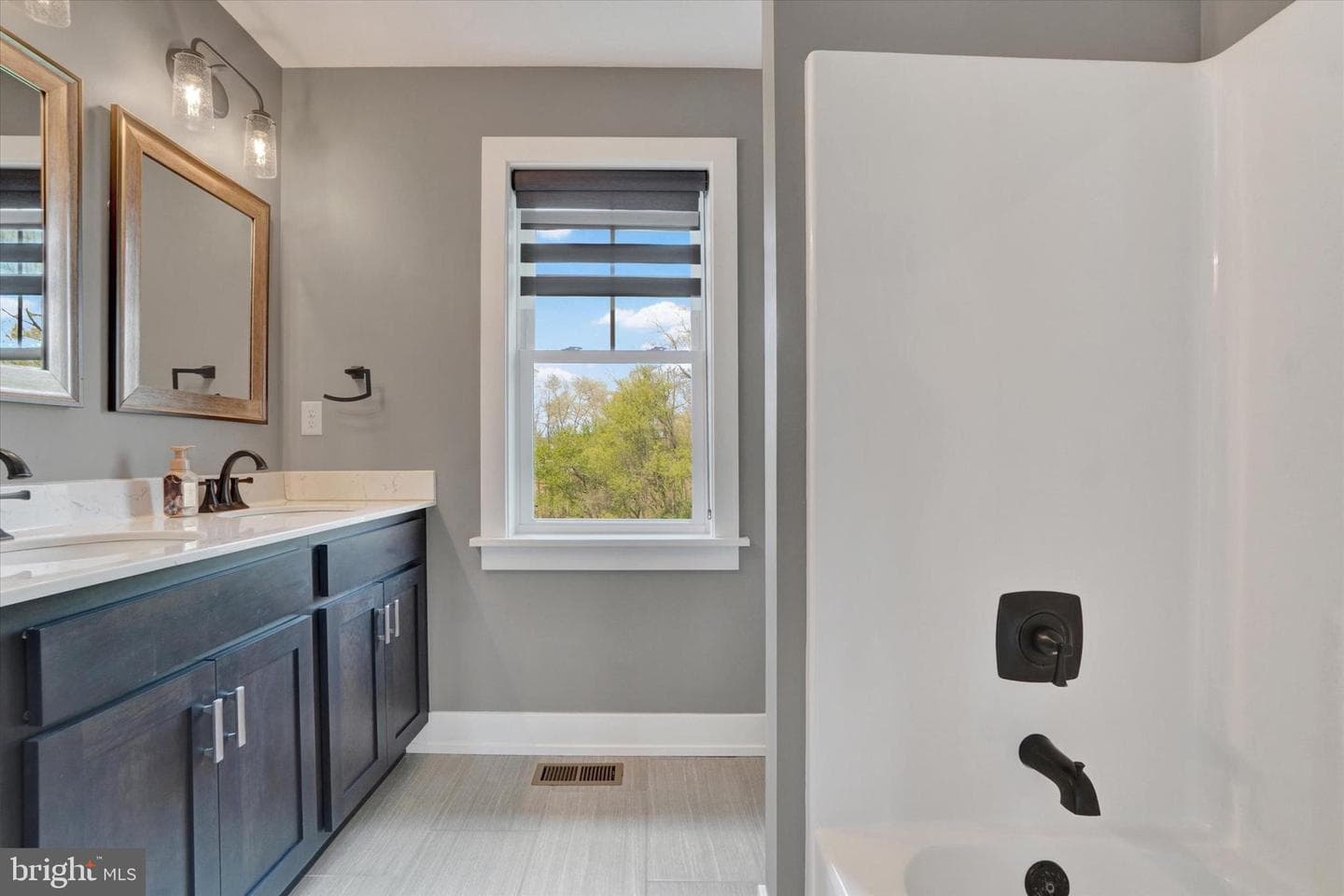 7186 Sterling Road photo 33