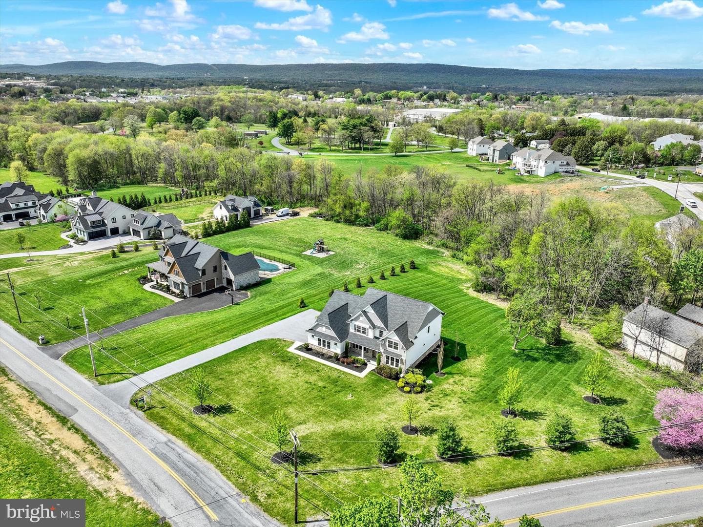 7186 Sterling Road photo 4