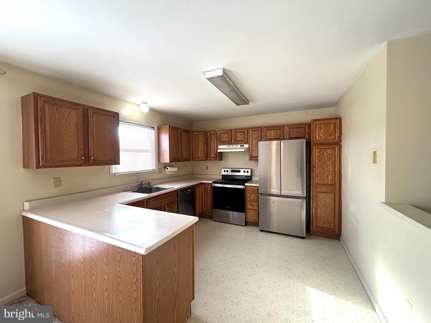 7225 Capital Drive photo 5