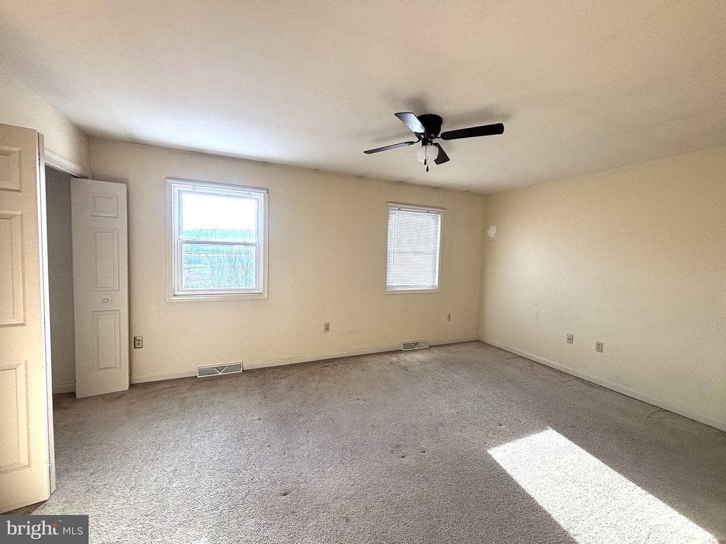 7225 Capital Drive photo 7