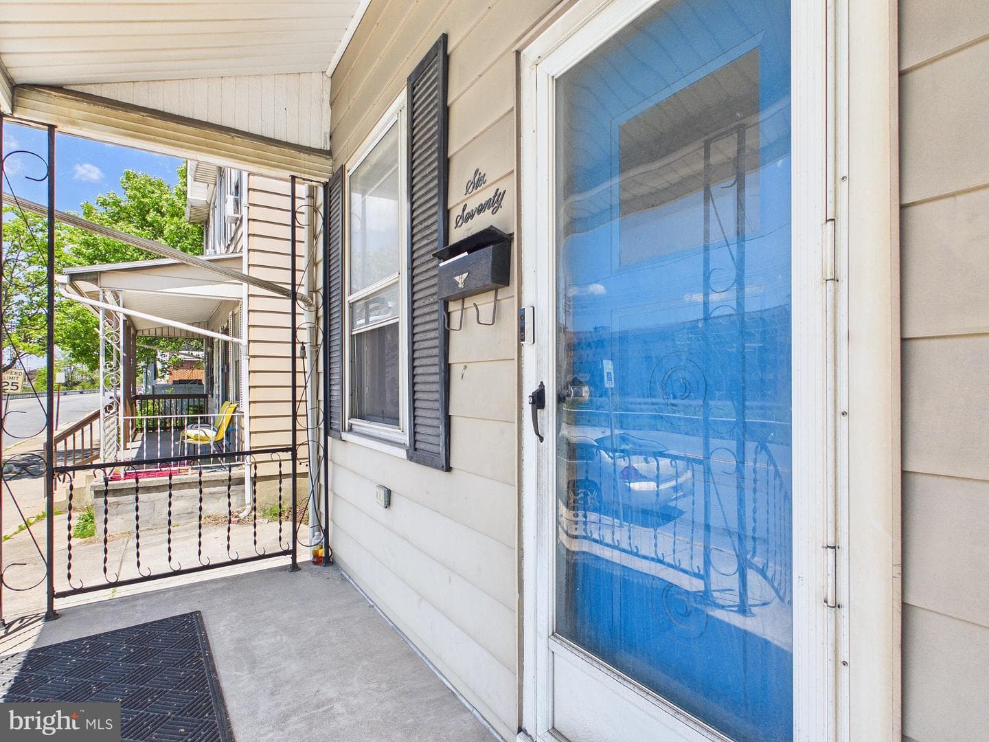 673 S Front Street photo 4