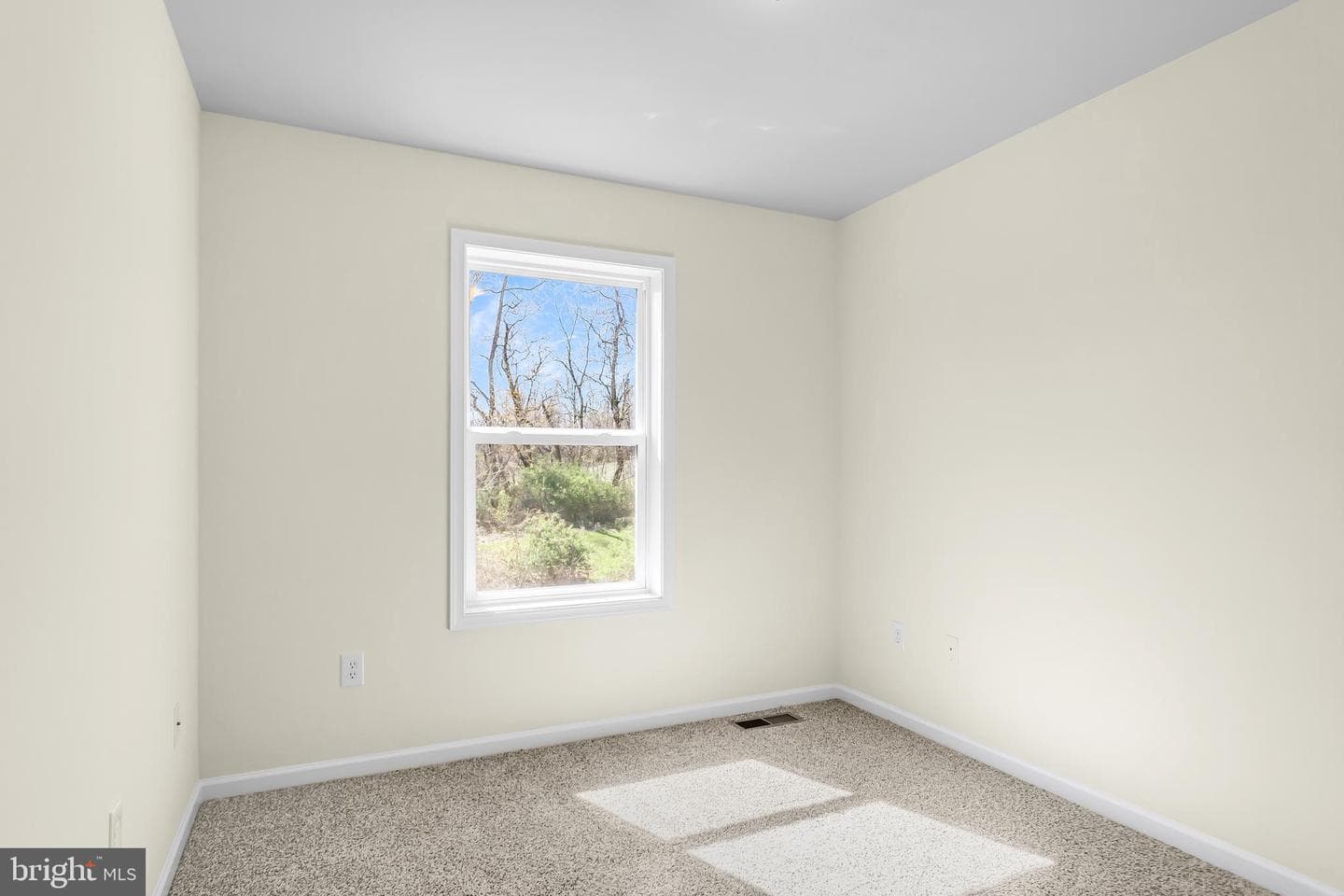 727 Gregs Drive photo 20