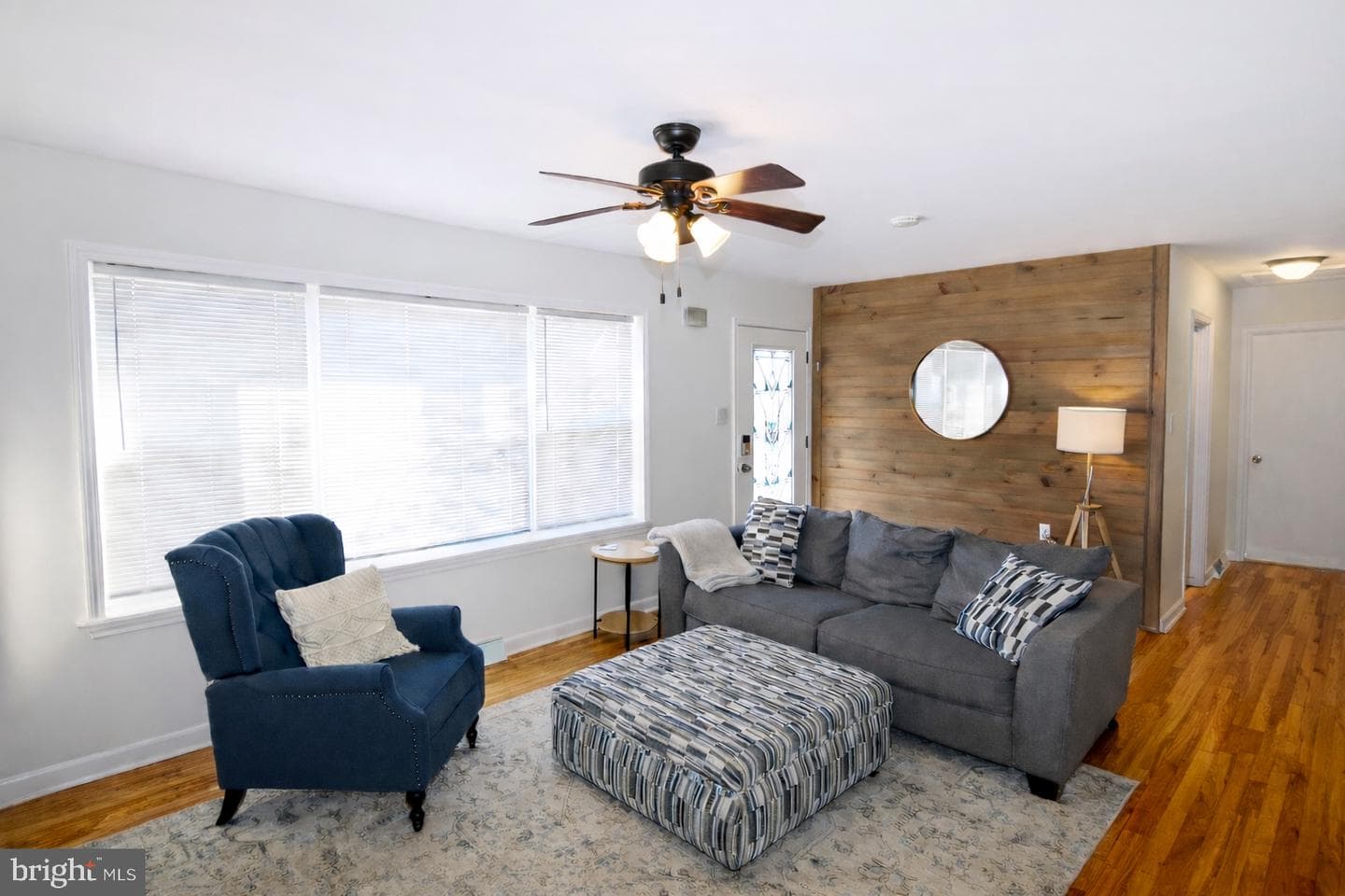 416 N Duke Street photo 5