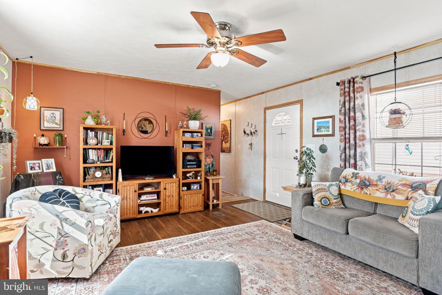 116 Brownstone Park photo 5