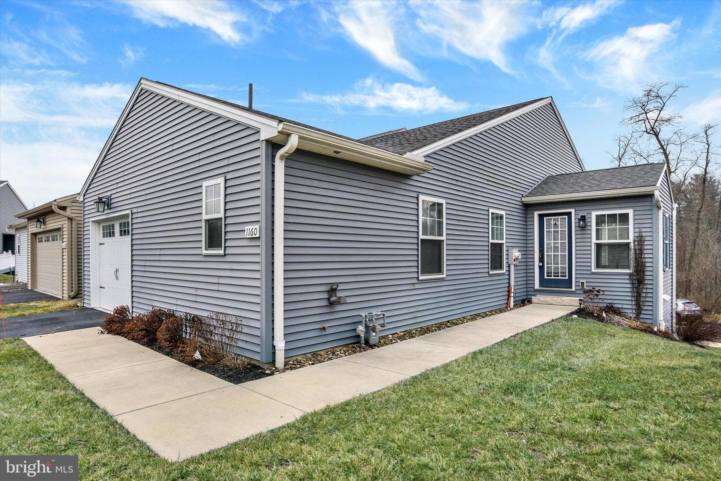 1160 Lonberry Drive photo 22