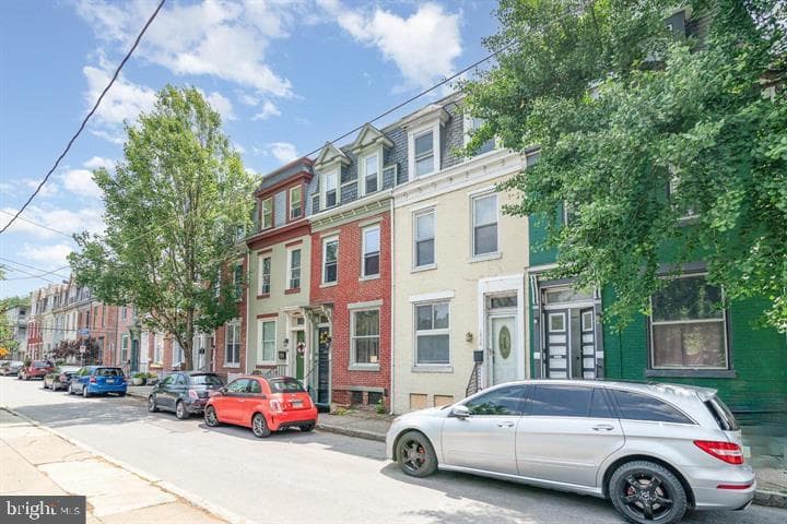 1828 Penn Street photo 3
