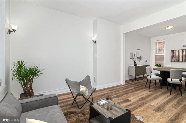 1828 Penn Street photo 7