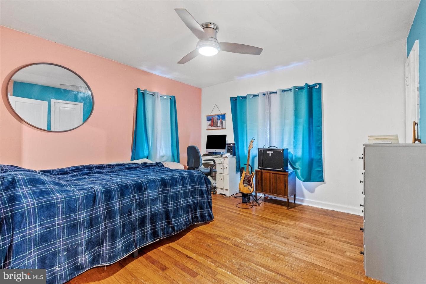 6351 Huntingdon Street photo 9