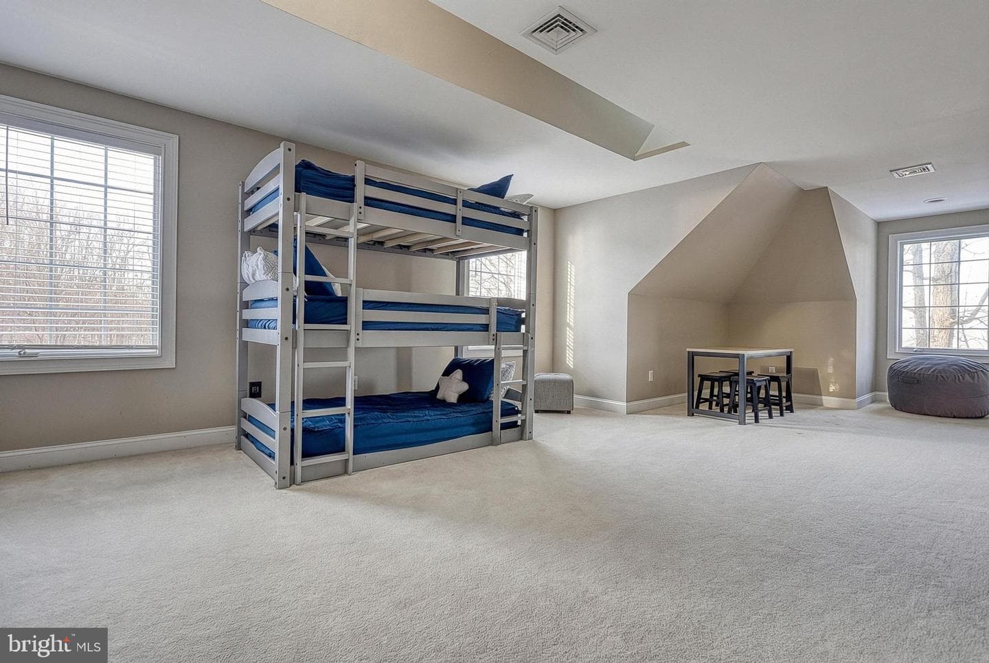 624 Carrington Court photo 34