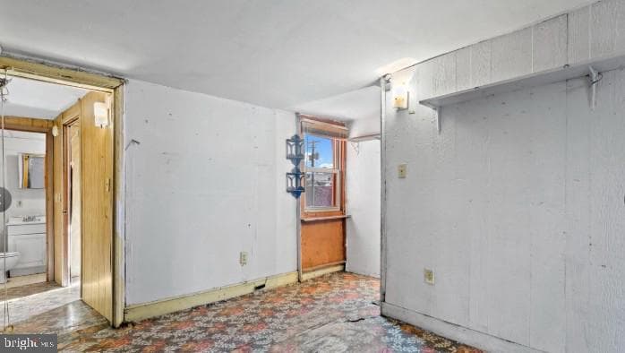 1325 William Street photo 10