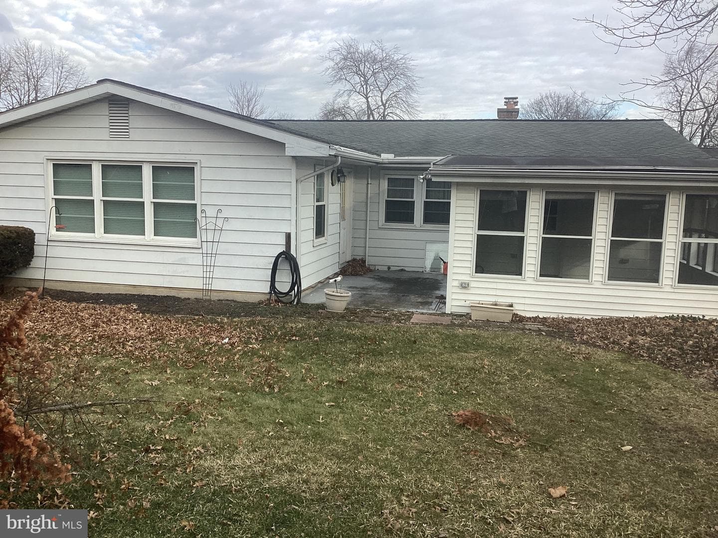 4605 Surrey Road photo 8