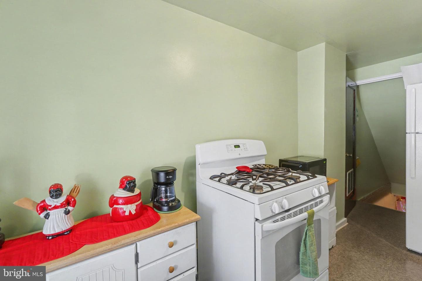 2104 Berryhill Street photo 12
