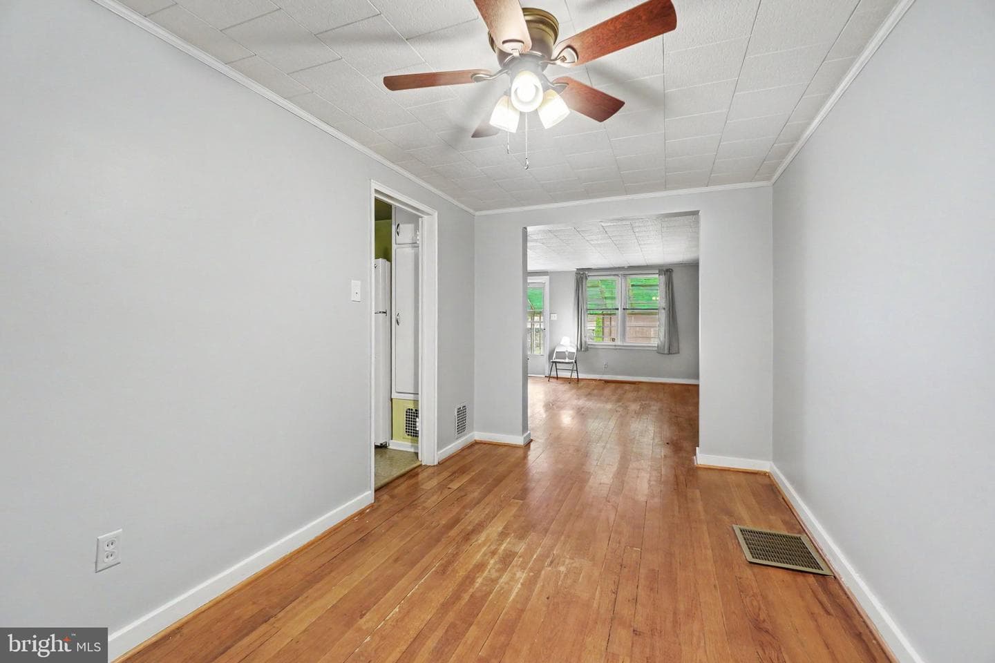 2104 Berryhill Street photo 5