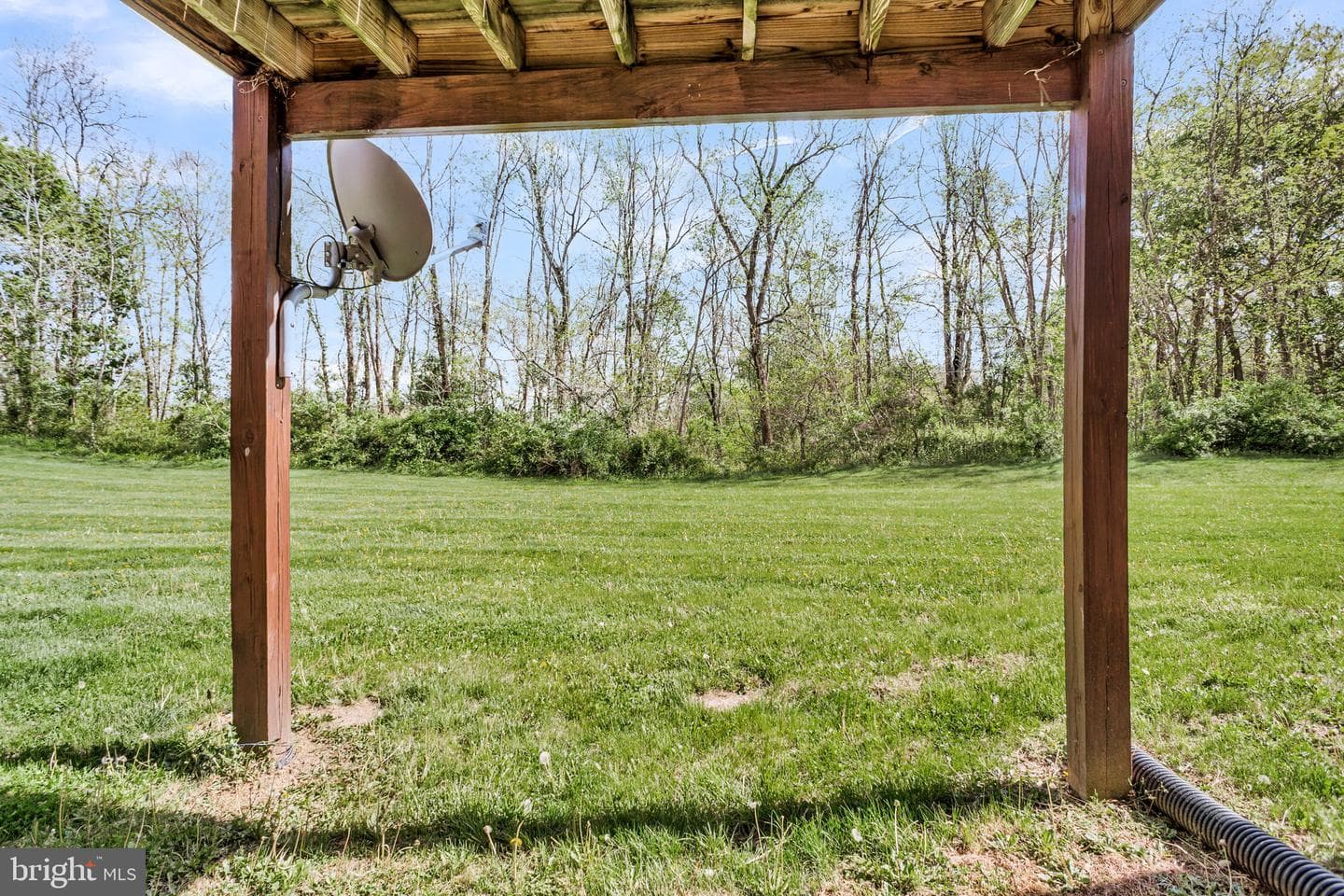 869 Gregs Drive photo 21