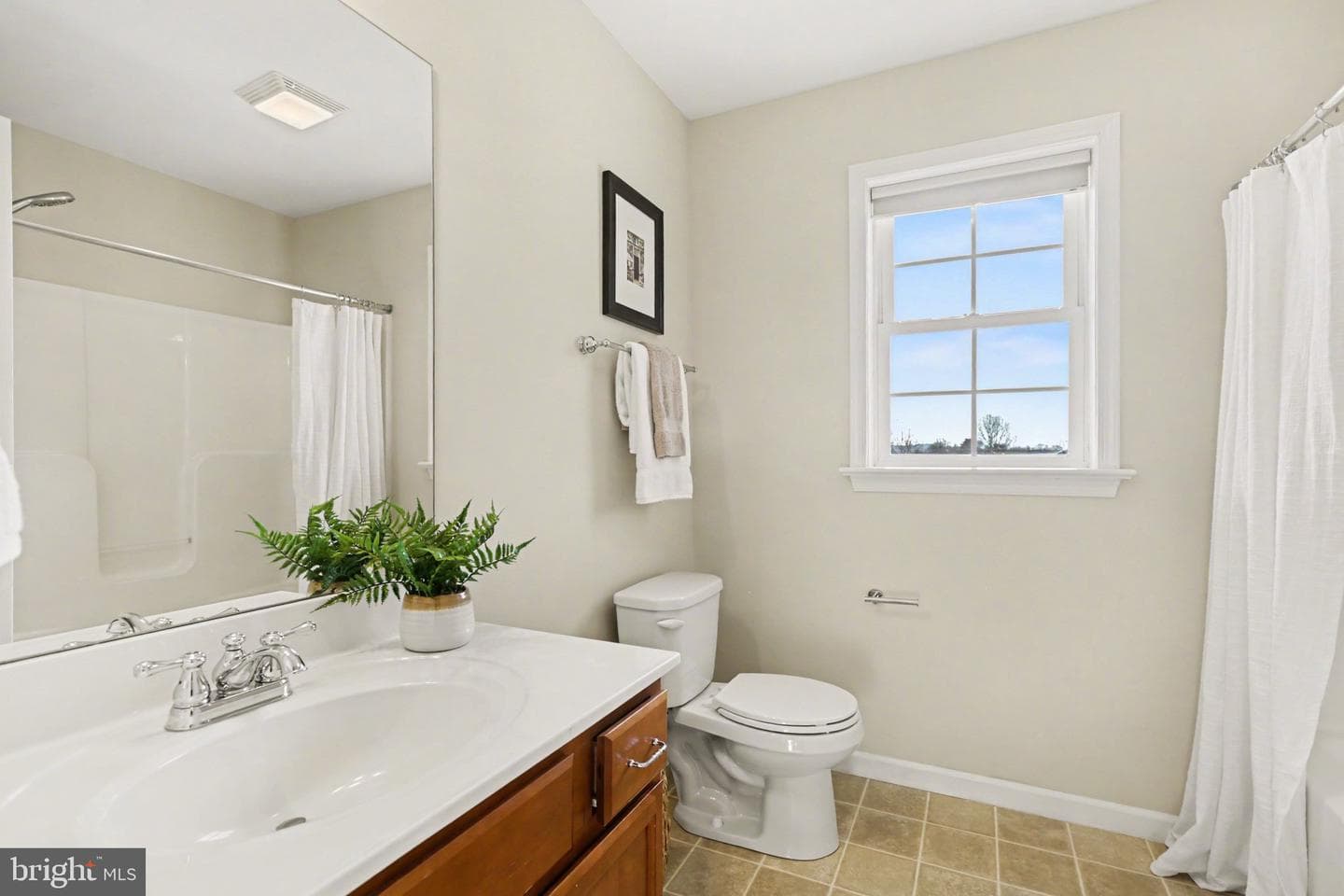 771 Hoffman Drive photo 24