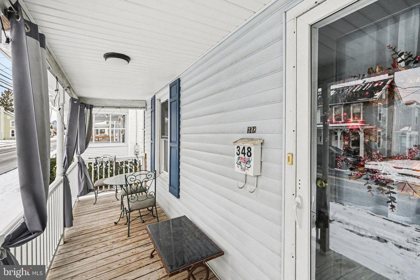 348 E Derry Road photo 2