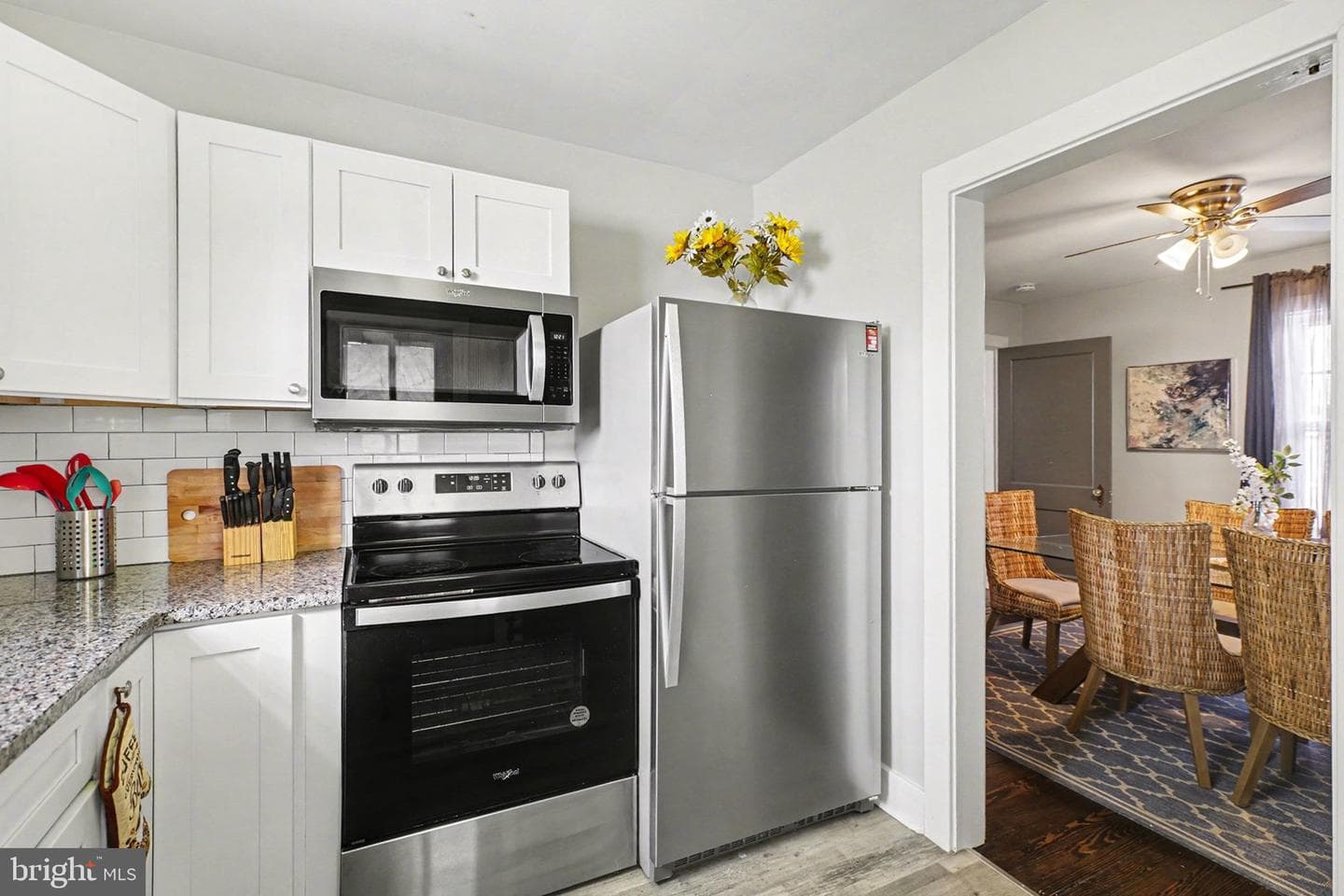 348 E Derry Road photo 5