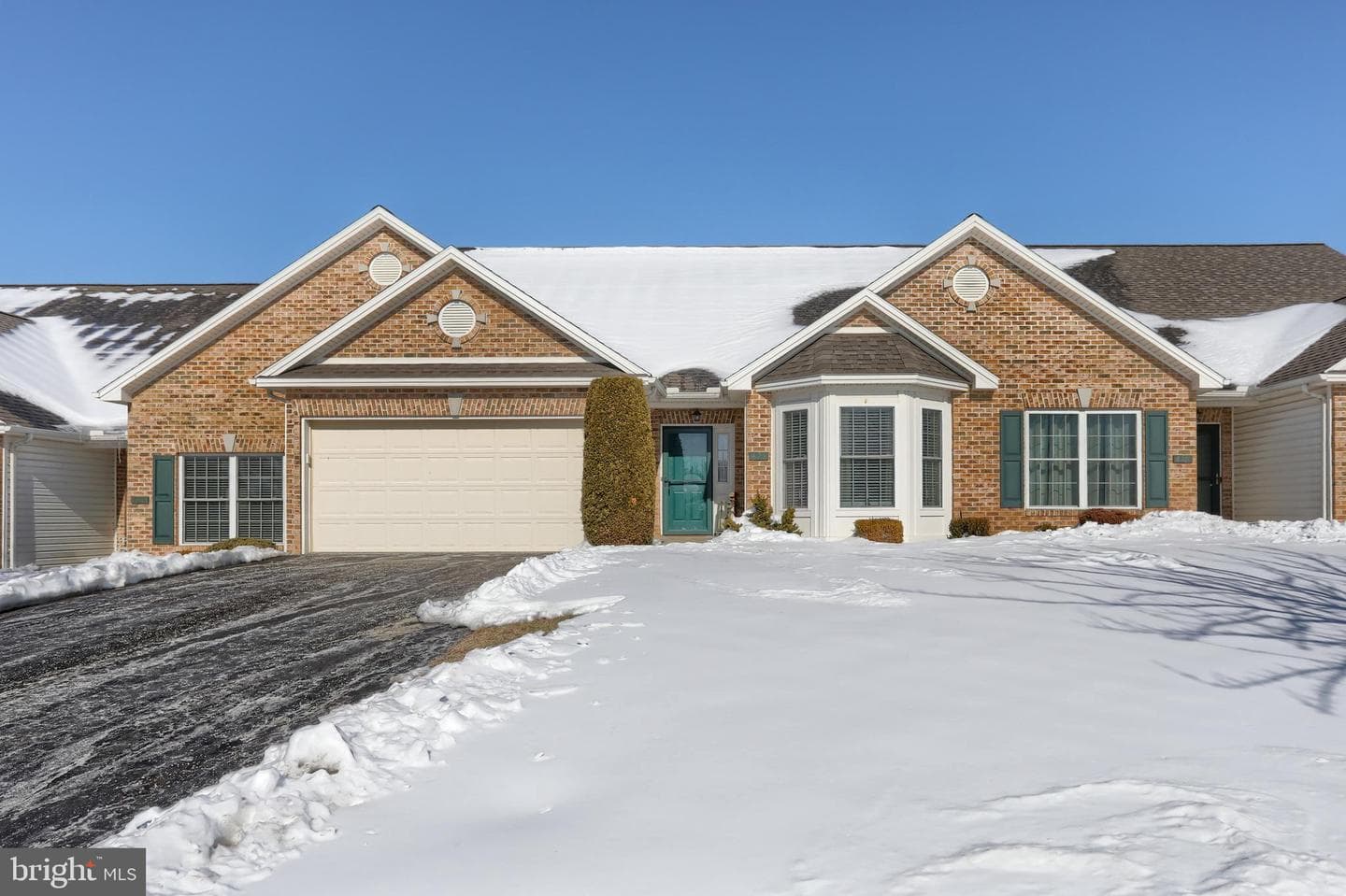 428 Baumgardner Drive photo 3