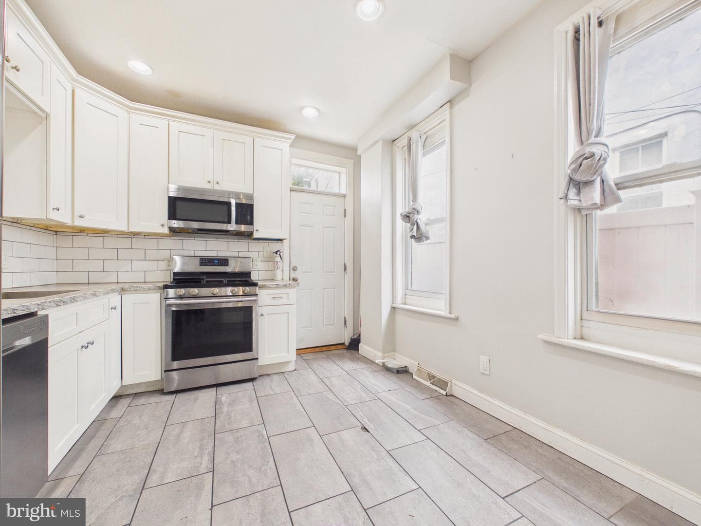 1434 N 4th Street photo 8