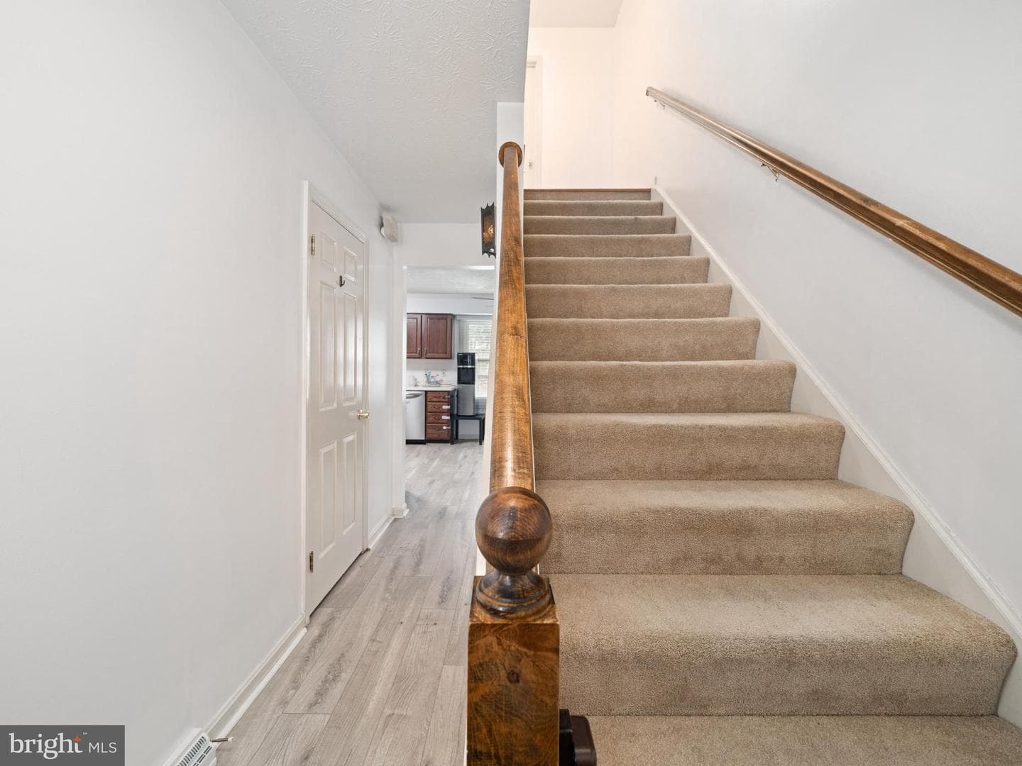 5724 Kenwood Avenue photo 16