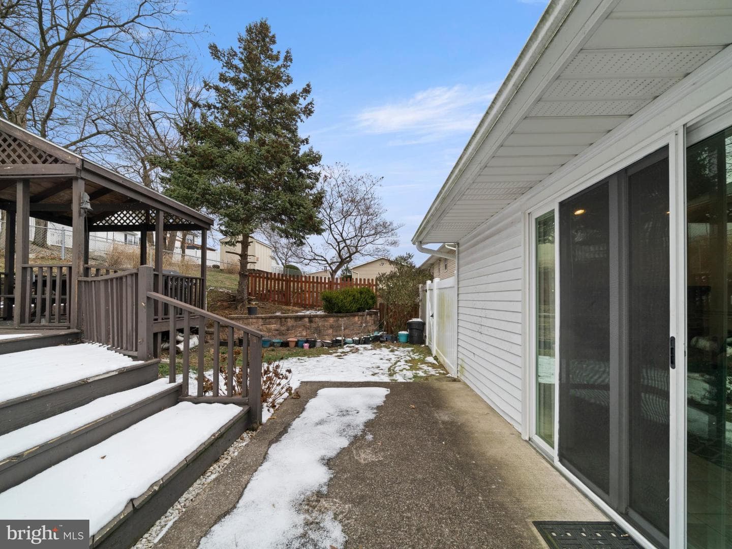 5724 Kenwood Avenue photo 27