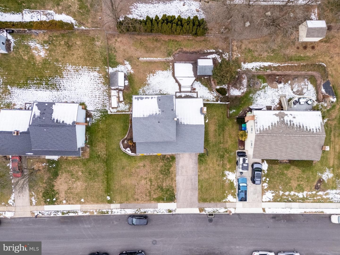 5724 Kenwood Avenue photo 31