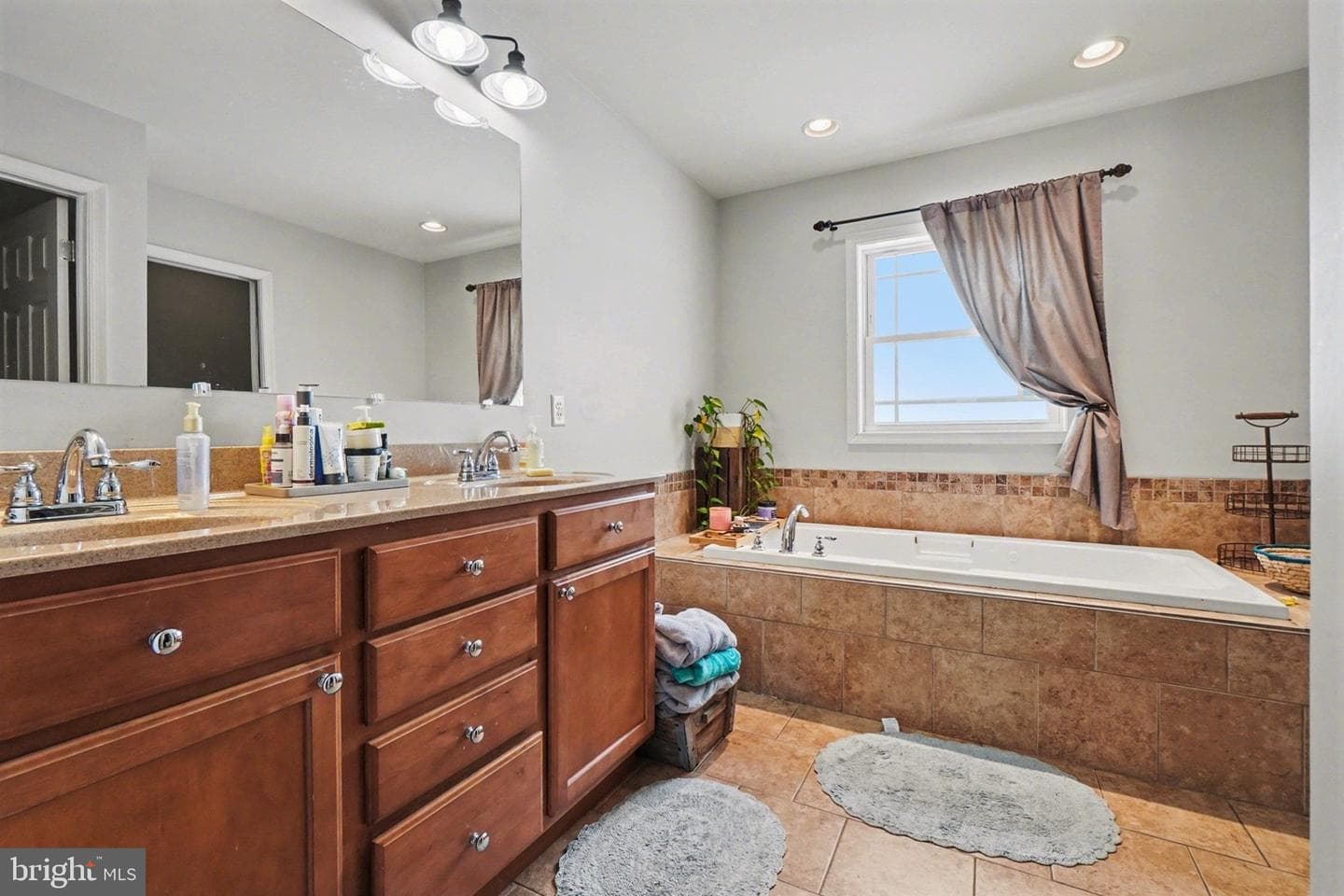 37 Pheasant Hill Drive photo 17