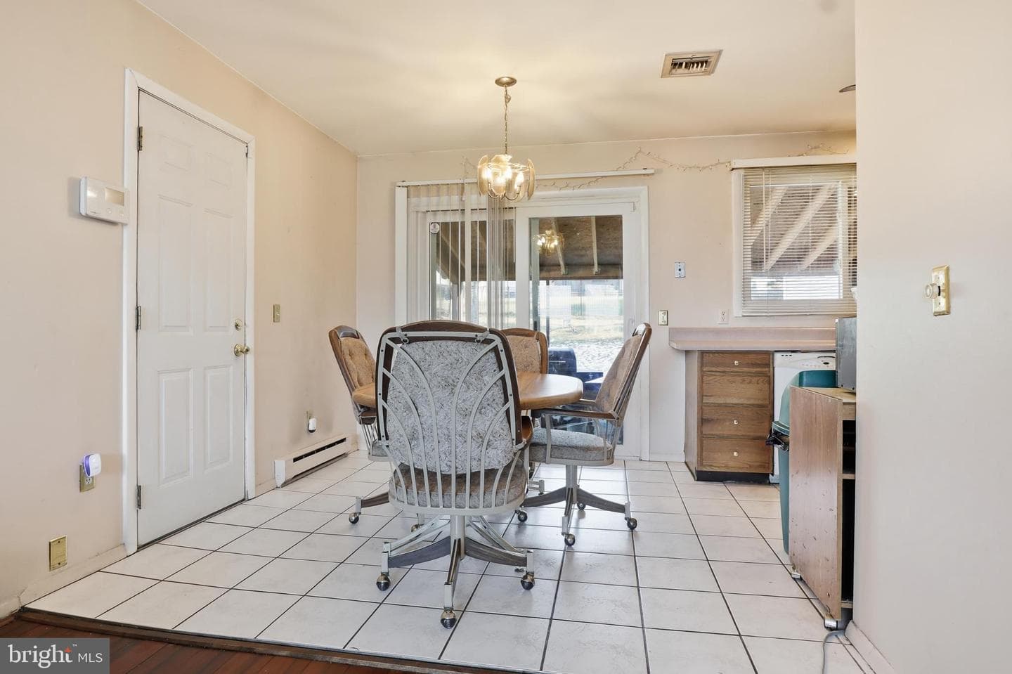 4849 Springtop Drive photo 7