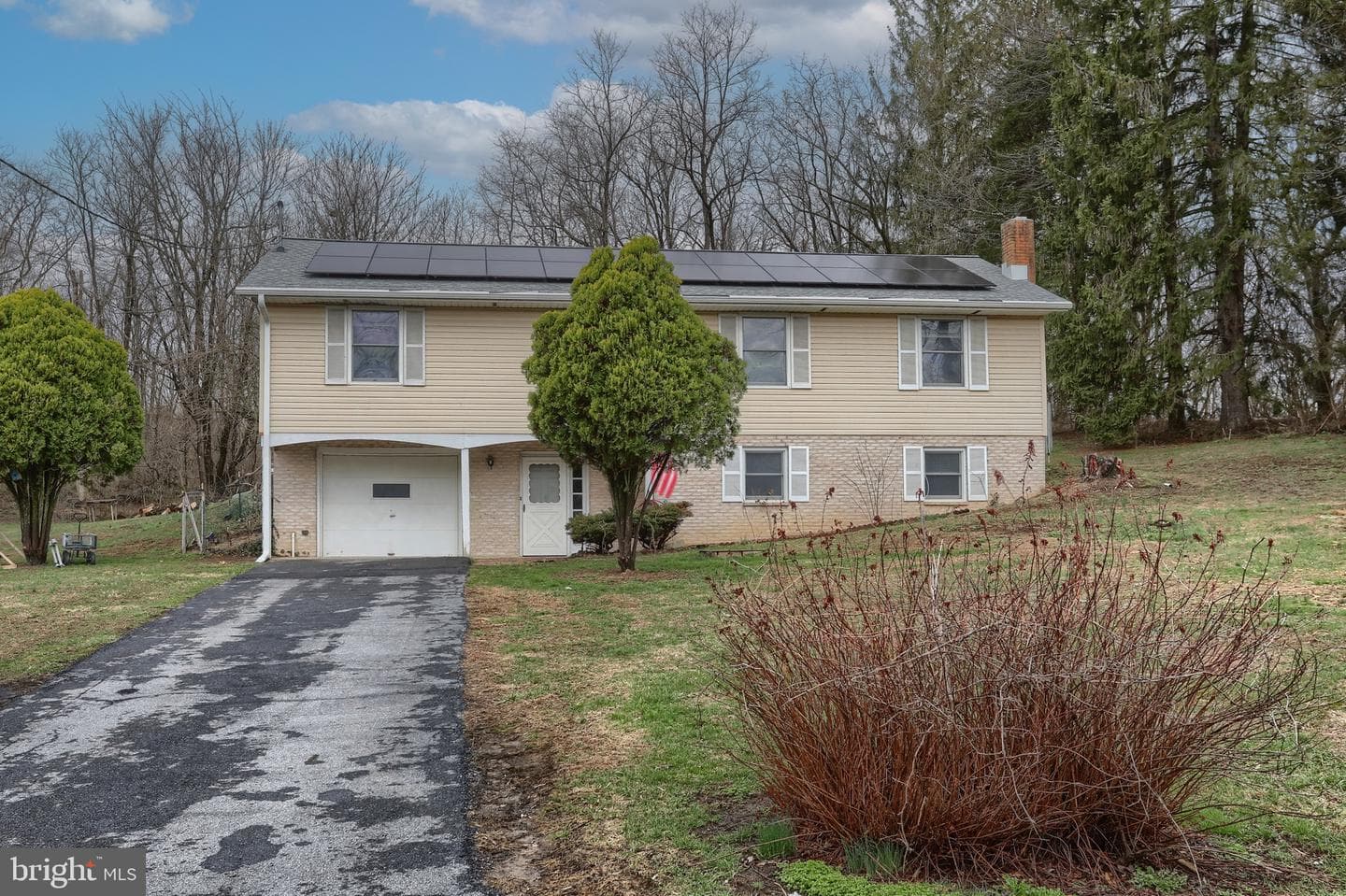 7960 Rider Lane