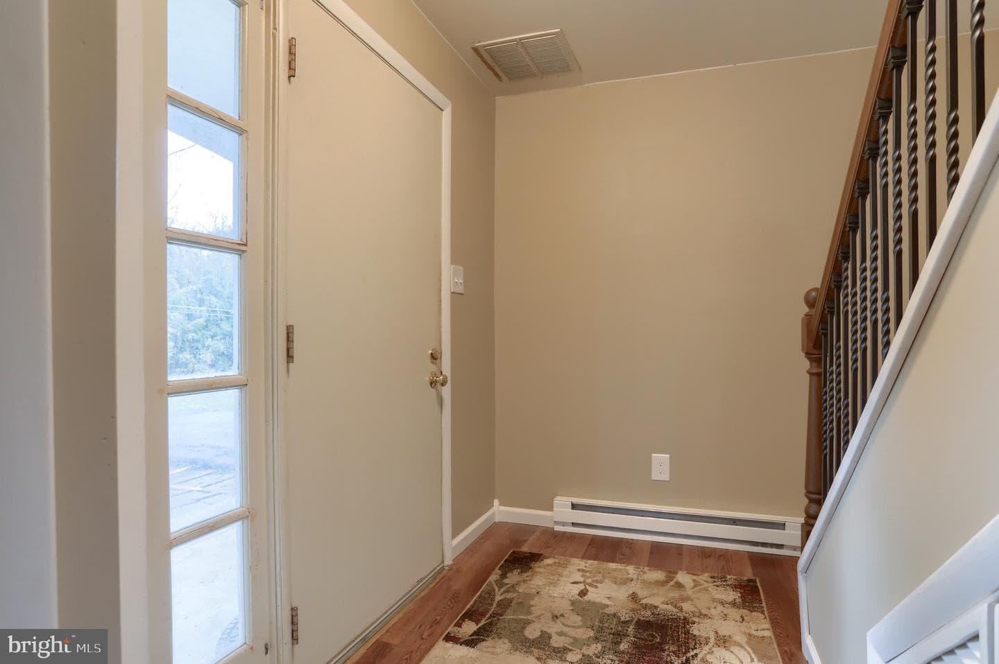 7960 Rider Lane photo 8