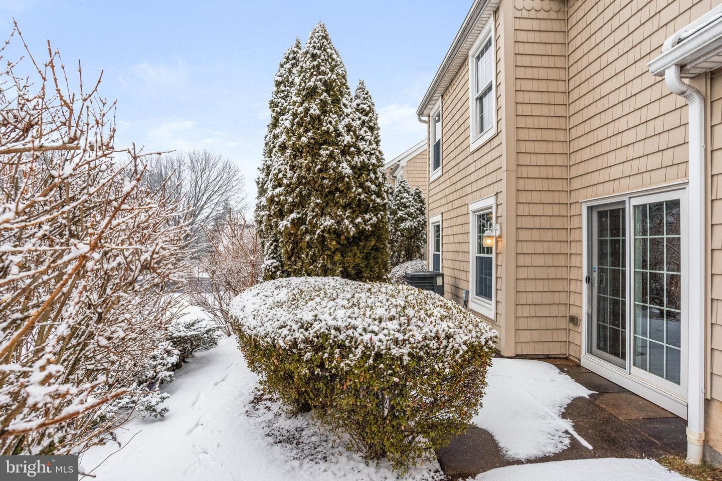 207 Crescent Drive photo 39