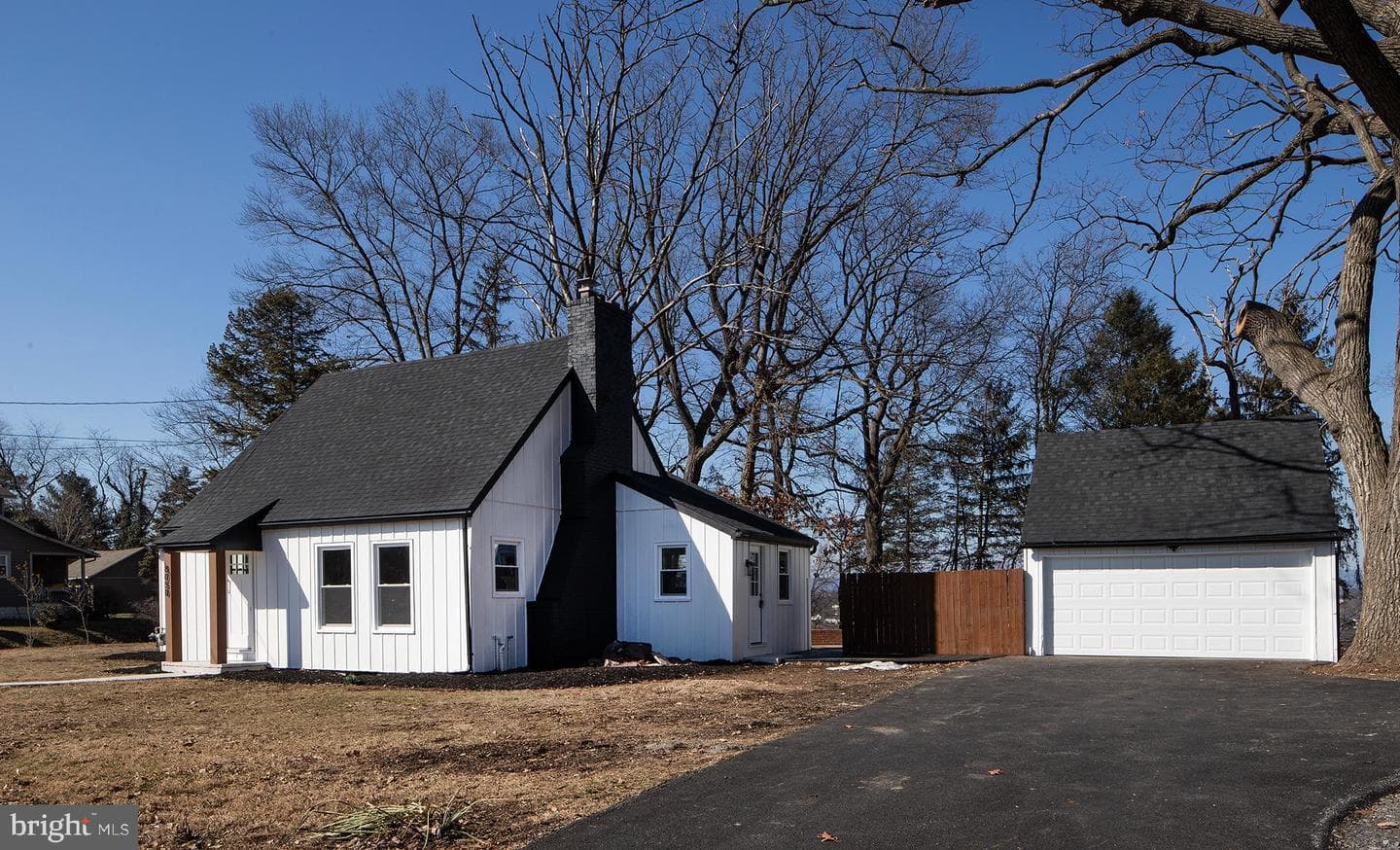 8050 Chambers Hill Road photo 40