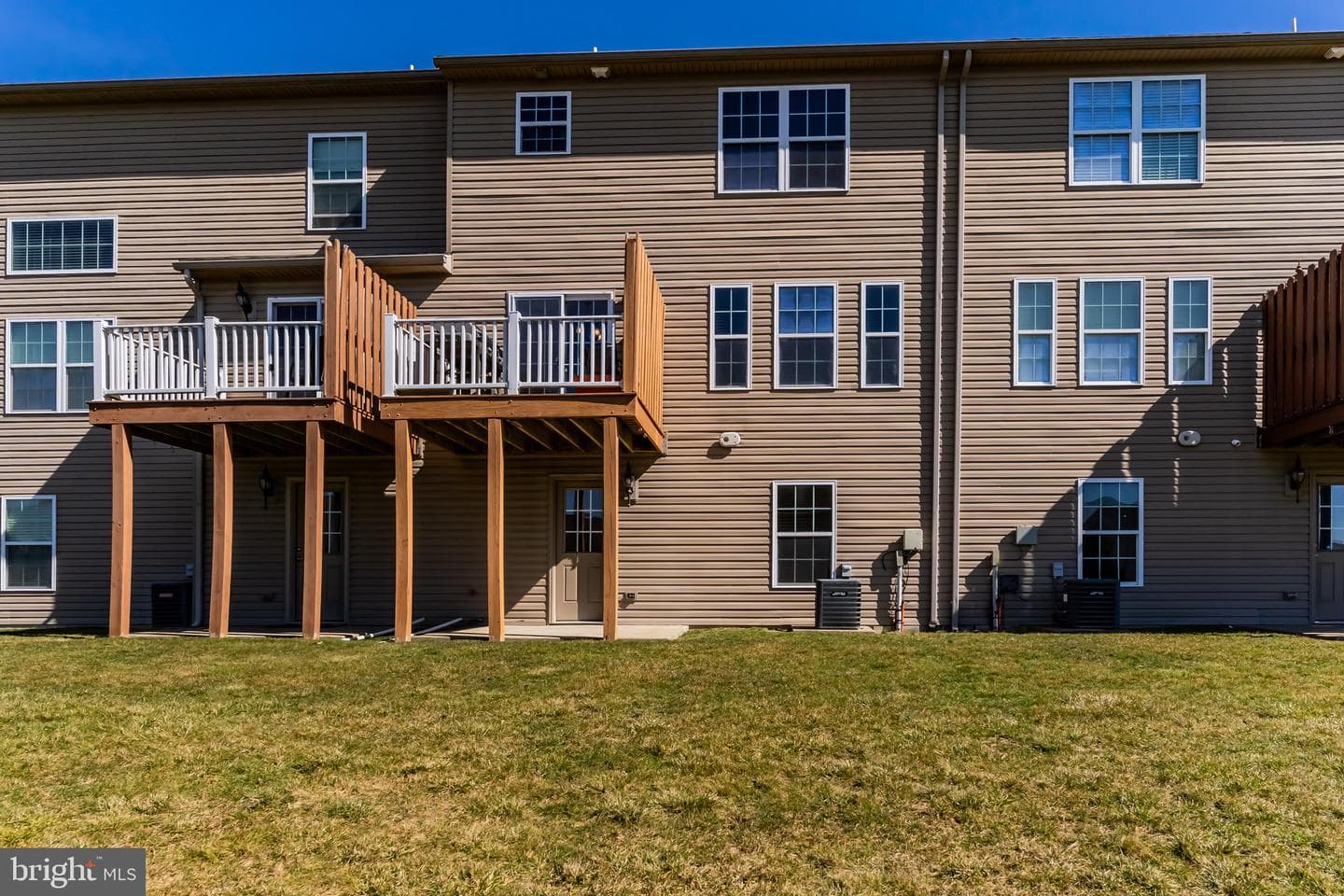 2714 Bur Court photo 31