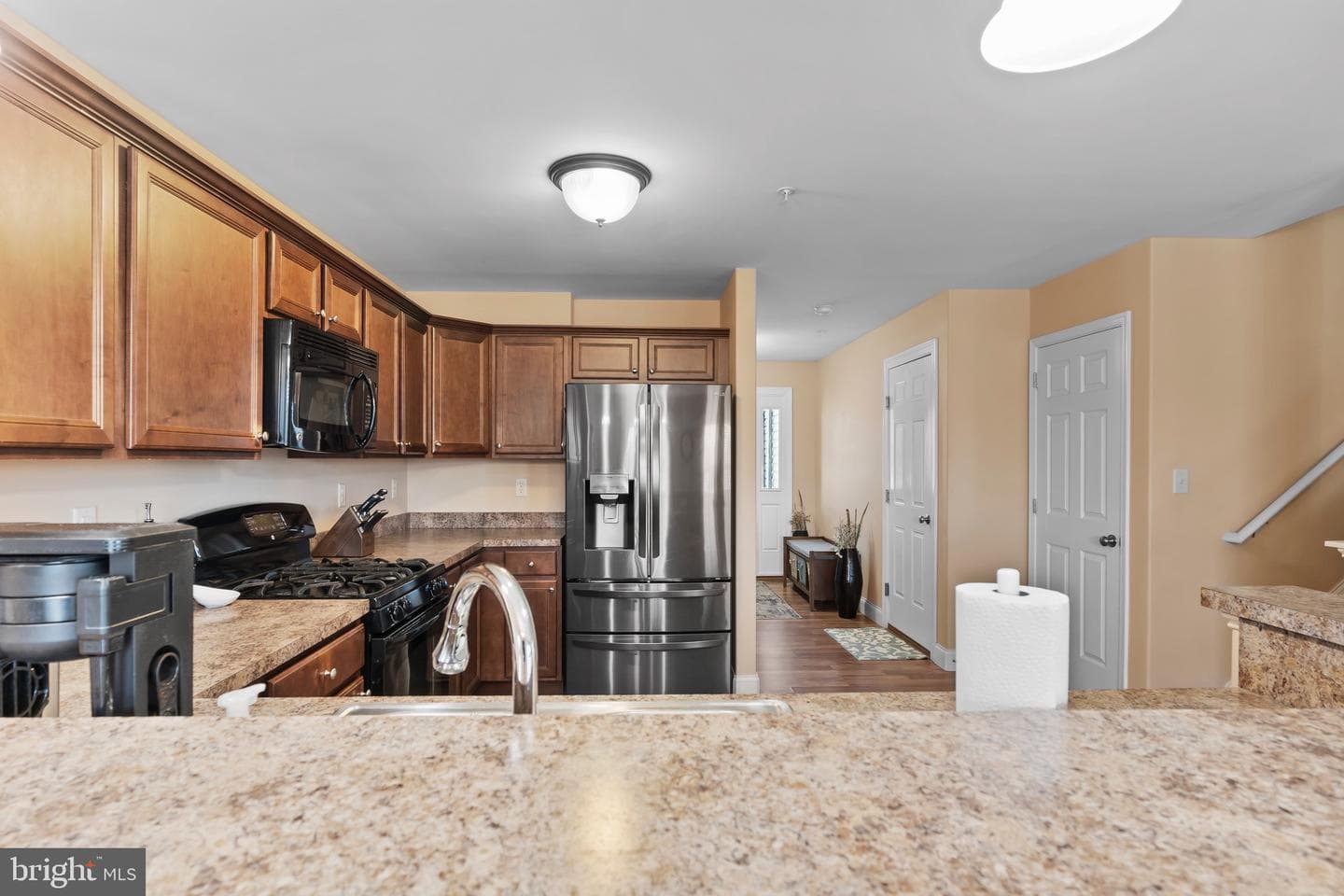 2714 Bur Court photo 4