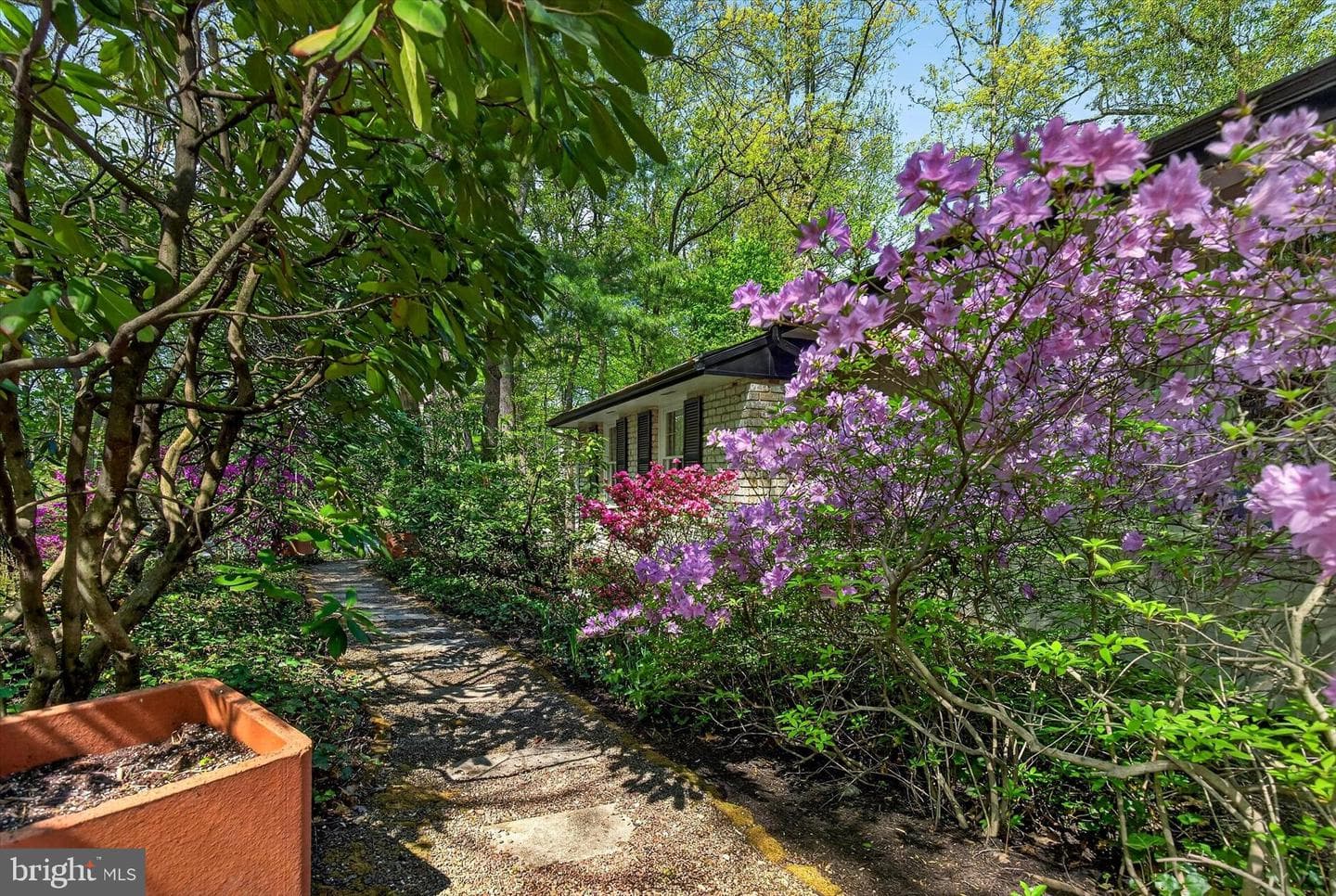 9 Brownstone Drive photo 2
