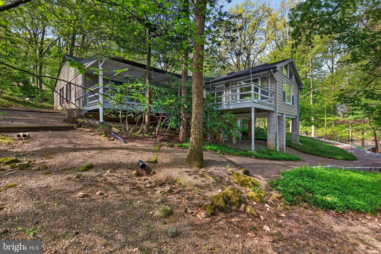 9 Brownstone Drive photo 3
