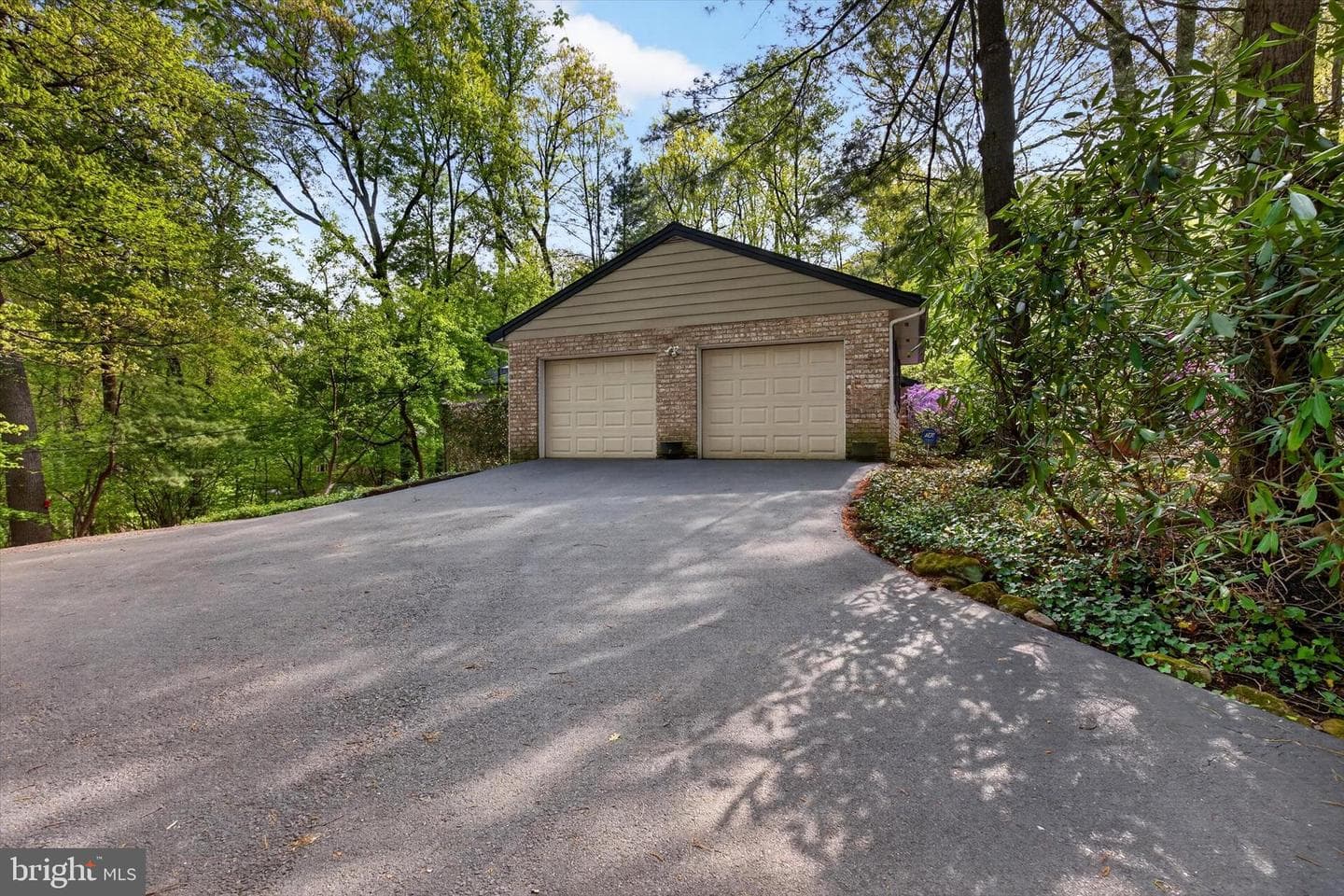 9 Brownstone Drive photo 37