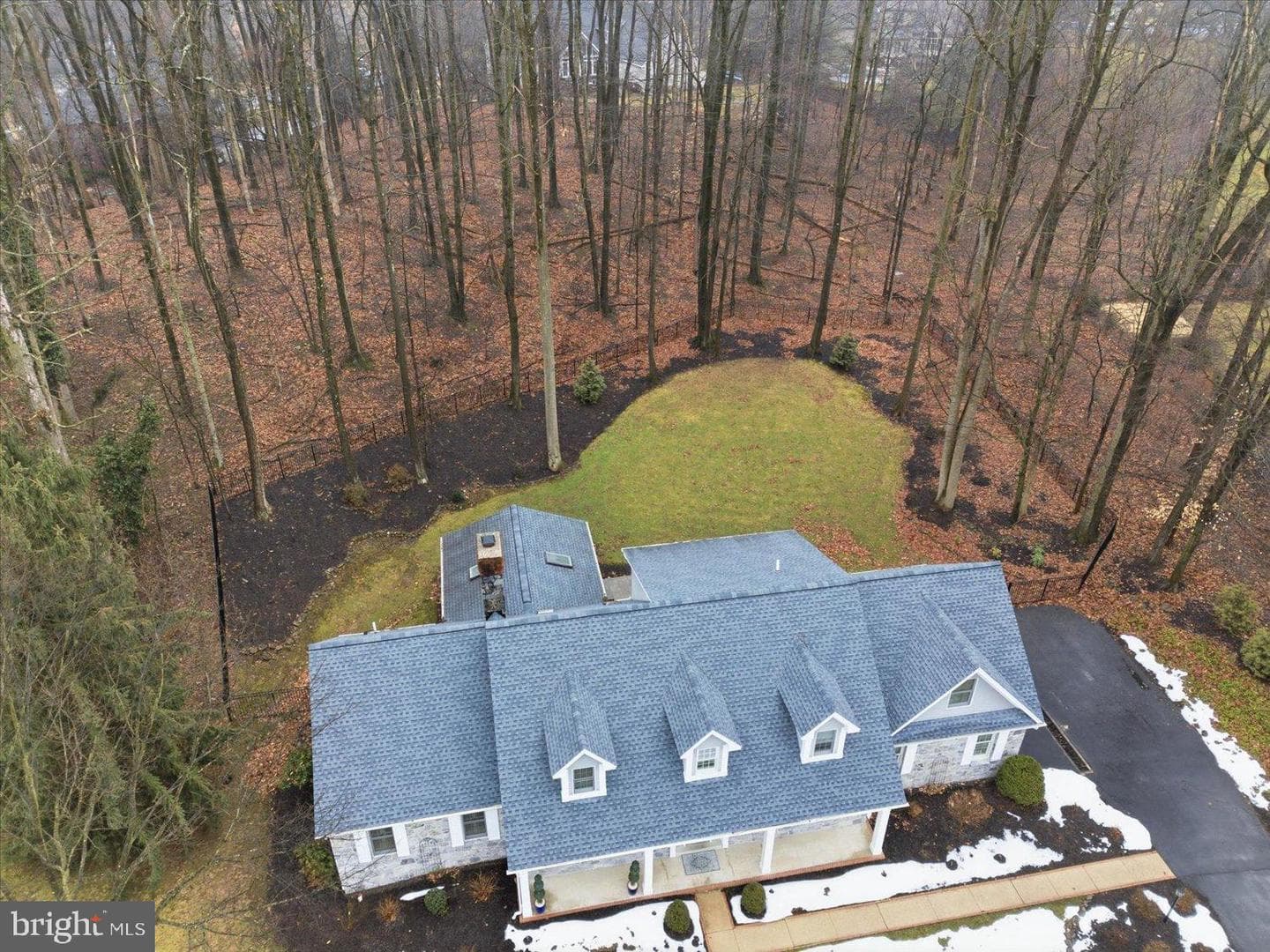 1160 Stoney Run Road photo 3