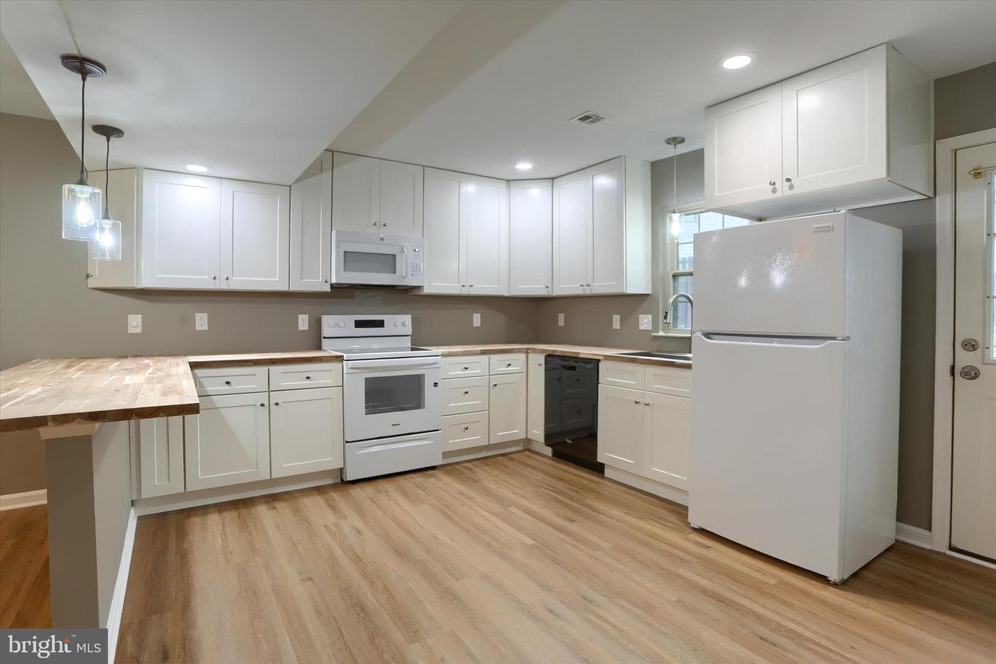 261 Saddle Ridge Drive photo 11
