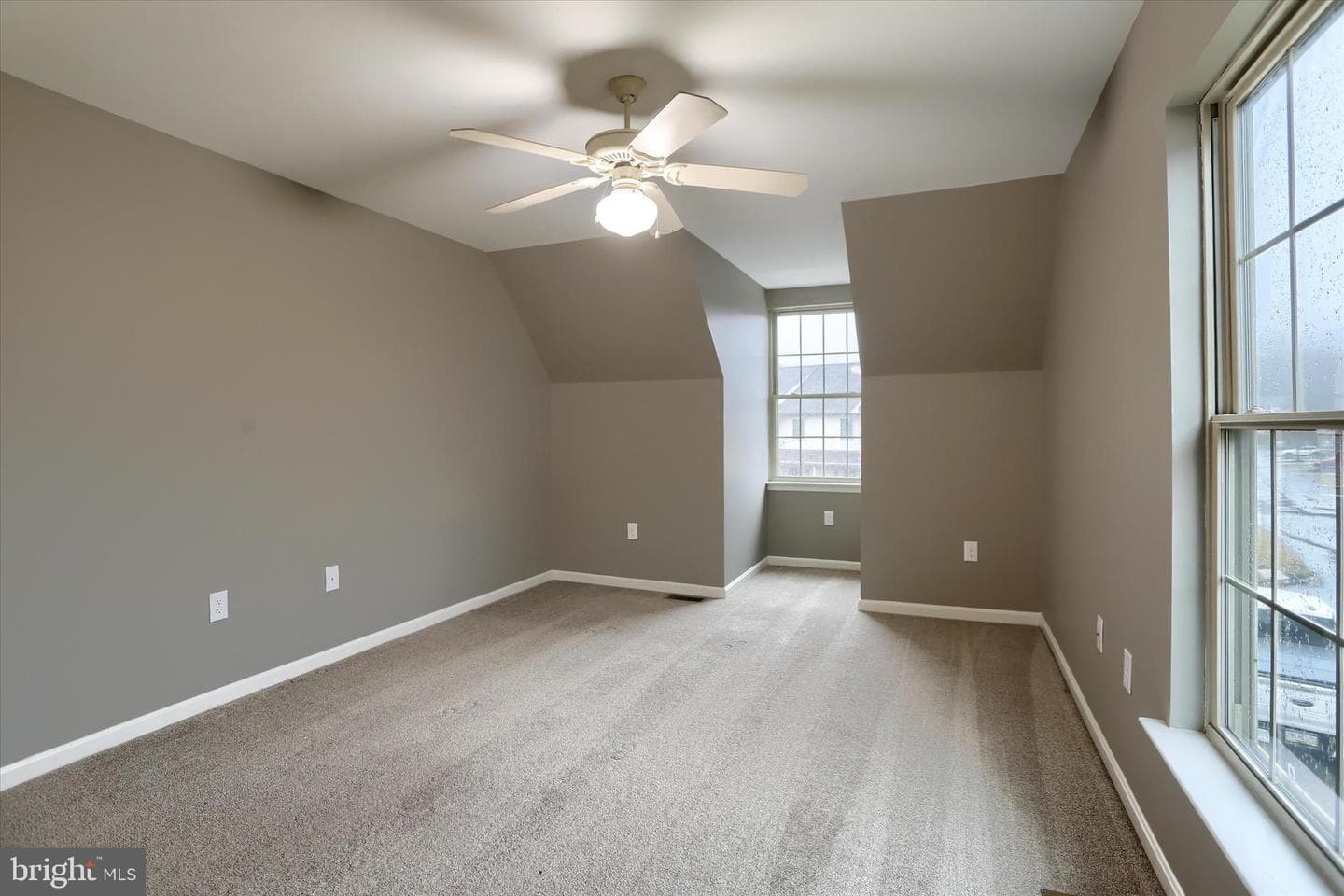 261 Saddle Ridge Drive photo 17
