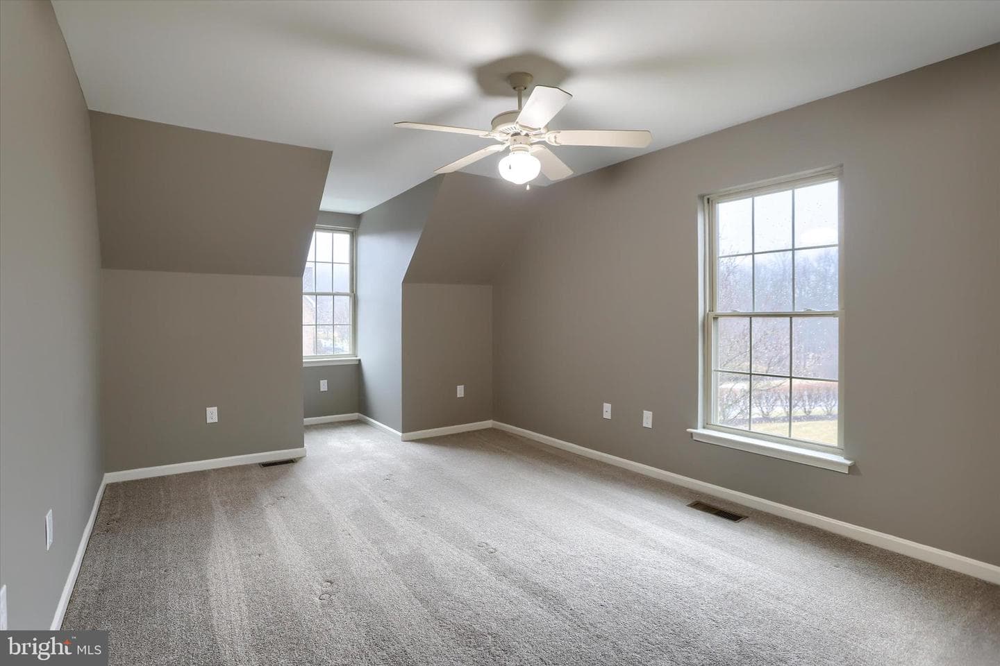 261 Saddle Ridge Drive photo 19