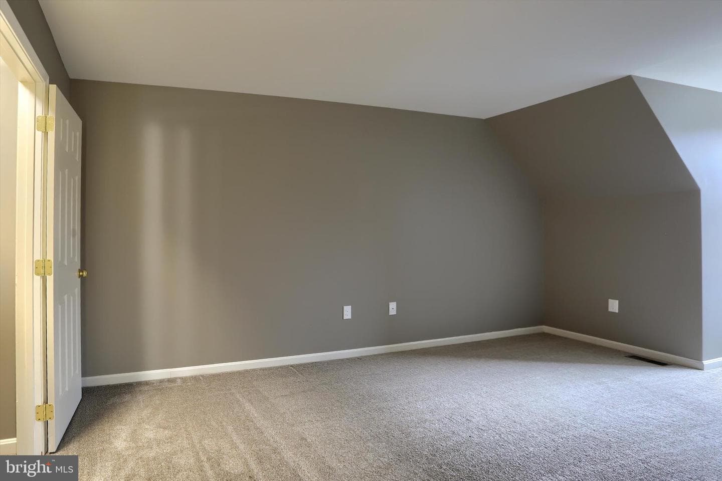 261 Saddle Ridge Drive photo 22