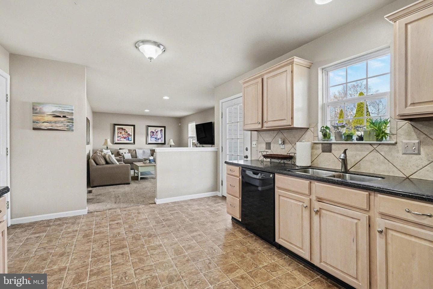 44 Oak Avenue photo 11
