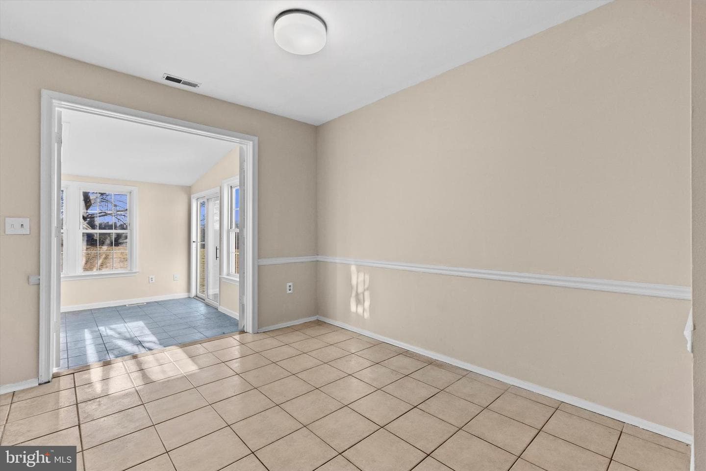 1157 Wintertide Drive photo 10