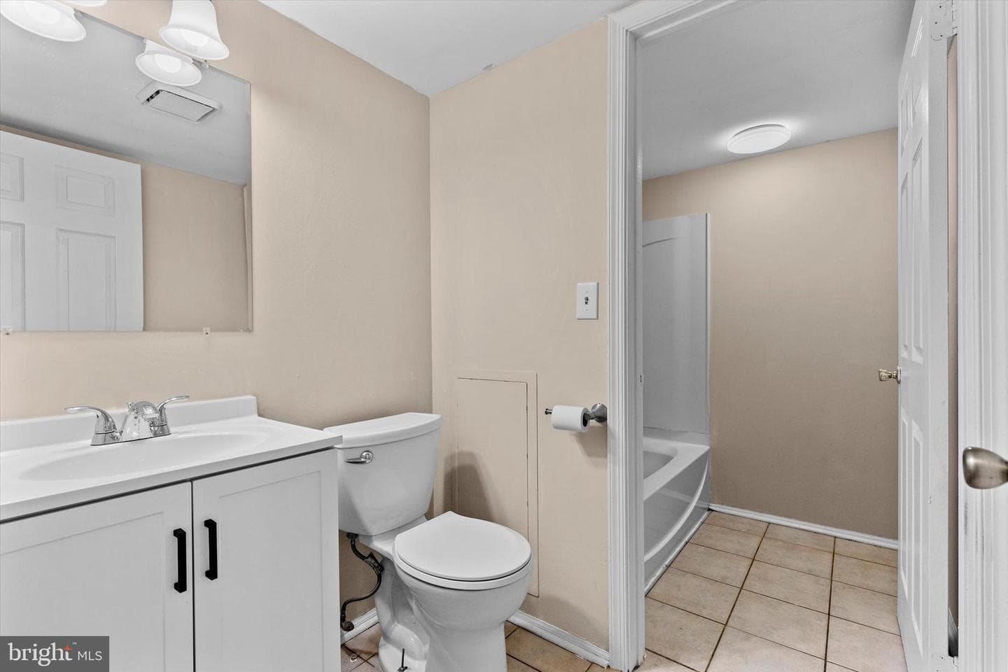 1157 Wintertide Drive photo 8