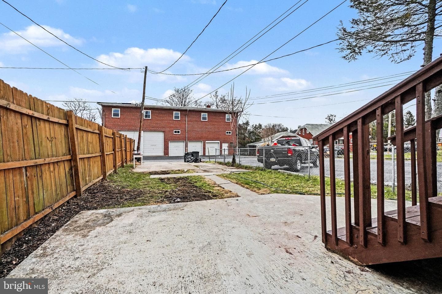 2904 Herr Street photo 30