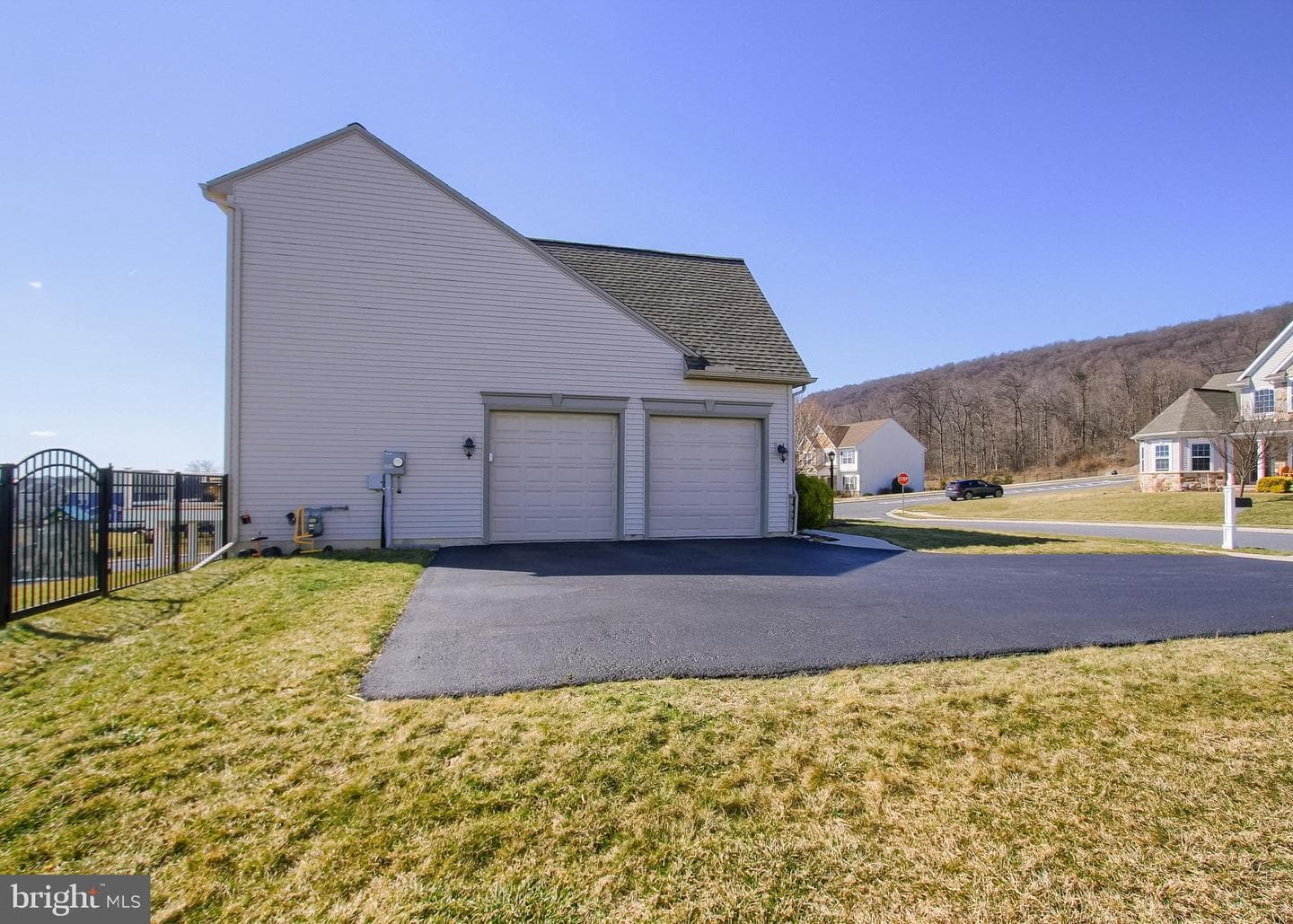 2702 Box Elder Court photo 5
