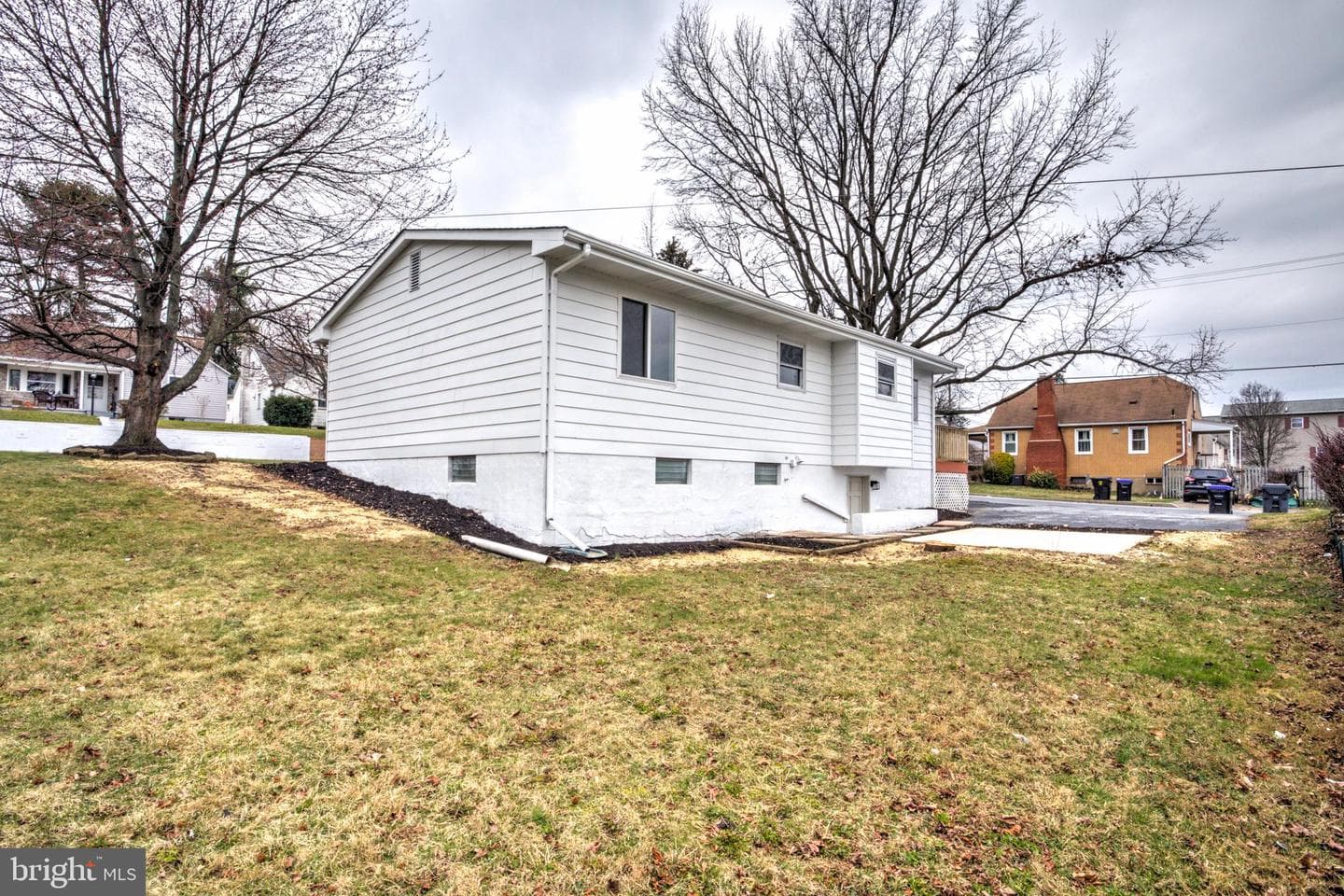 2900 Butler Street photo 31
